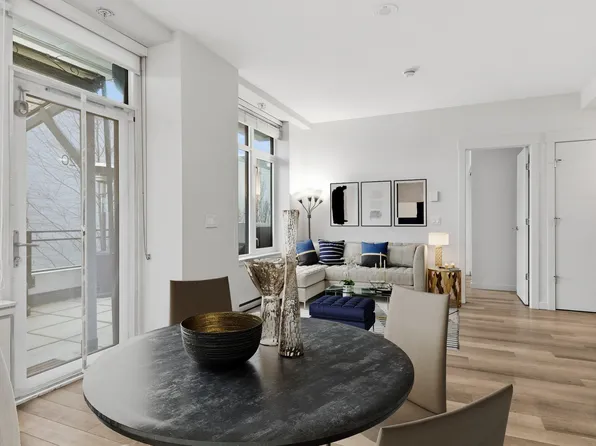 1020 Auckland St, New Westminster, BC V3M 0M3