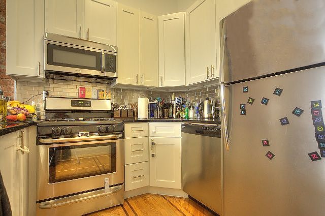 1st image of 519 8th St APT 4L