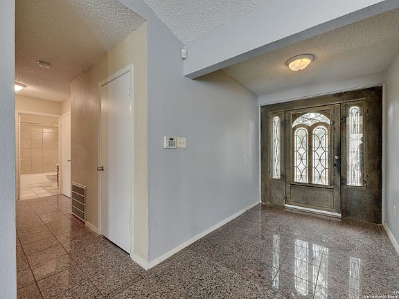 3rd image of 3535 LE BLANC ST