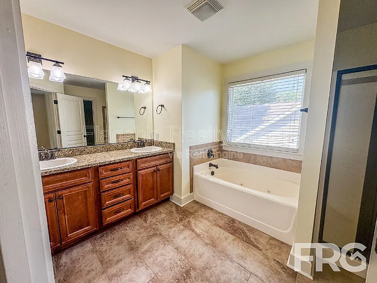 3617 Cattail Ln — Photo 32