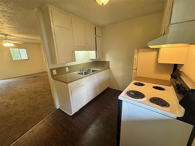 222 S Church St — Photo 54