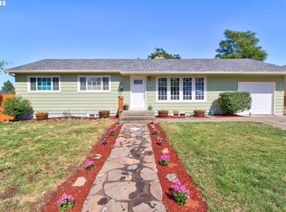 701 E 20th St, The Dalles, OR