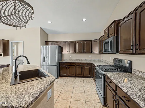 24511 S SADDLETREE Drive, Sun Lakes, AZ 85248