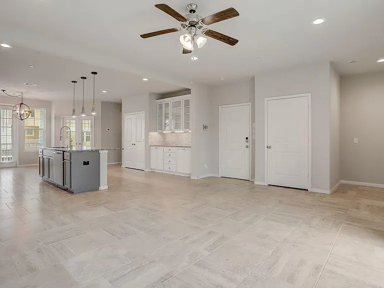 2714 Veranda Fls — Photo 10