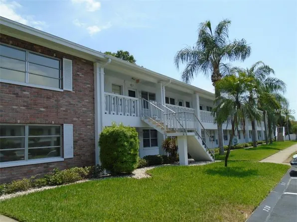 213 Brandywine Dr, Largo, FL 33771