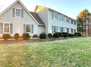 15681 Monroe Mills Rd, Mount Vernon, OH 43050