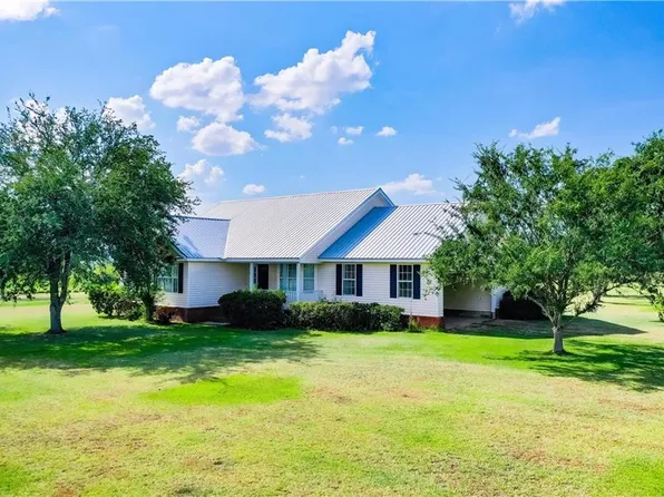 398 Cotton Rd, Alma, GA 31510