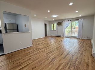 150 Bay 25th St #3, Brooklyn, NY 11214