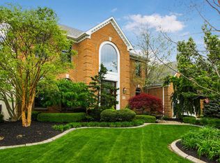 6533 Meadow Glen Dr S, Westerville, OH