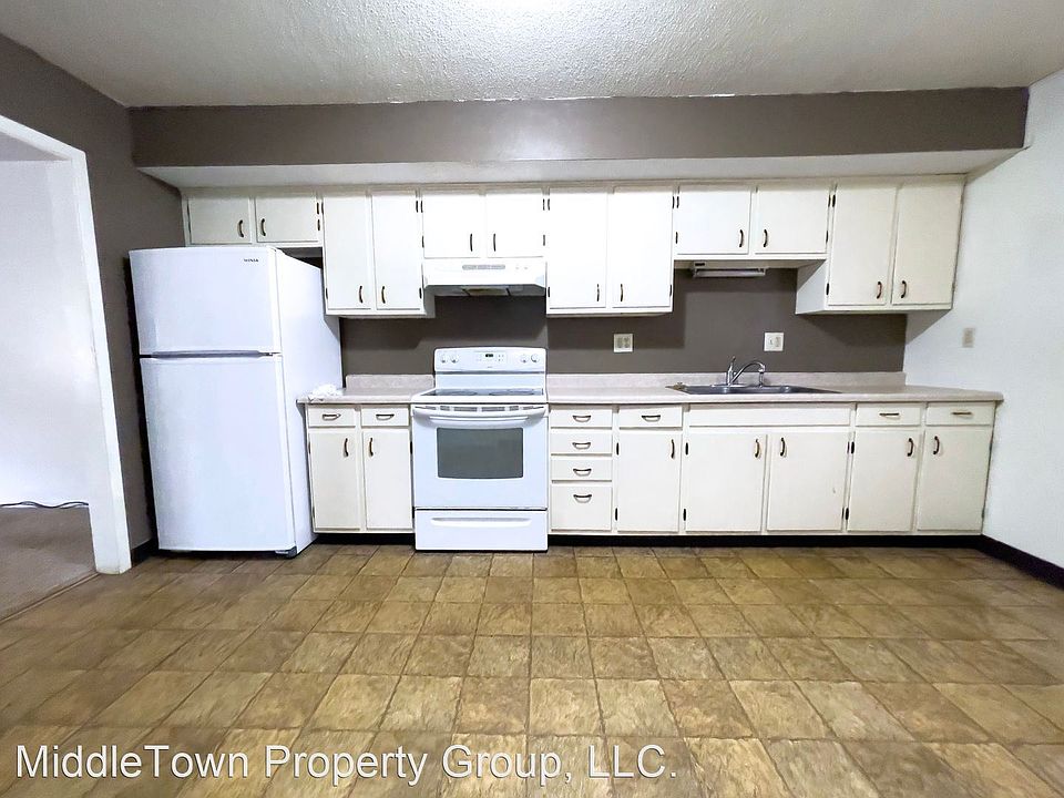 1st image of 4707 W Garver Dr