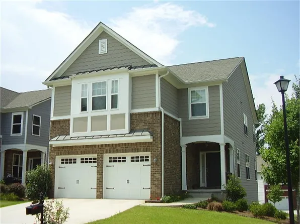 5510 Falls Landing Dr, Cumming, GA 30040