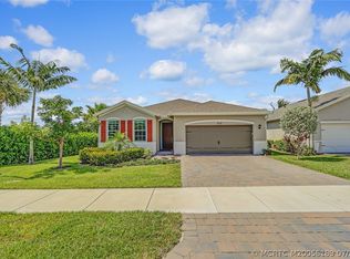1630 NE Skyhigh Ter, Jensen Beach, FL 34957