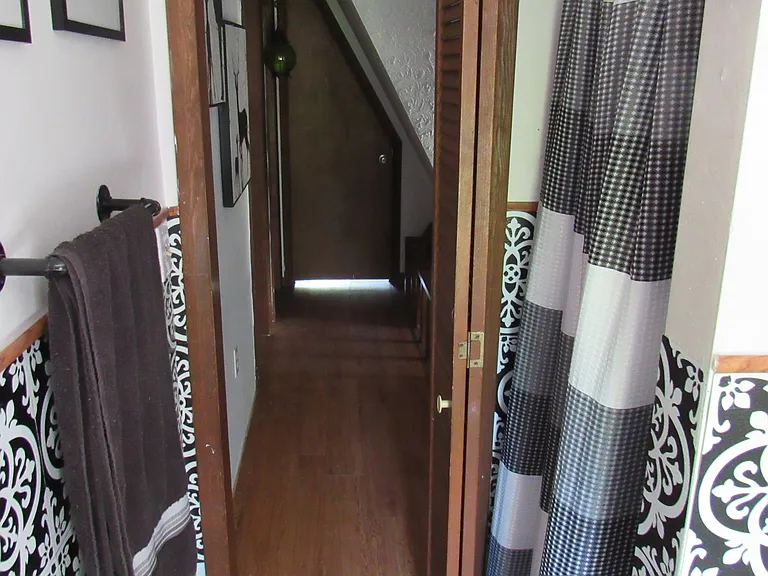 340 Goheen St — Photo 80