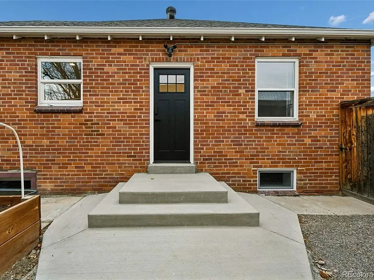 Quitman St — Photo 2