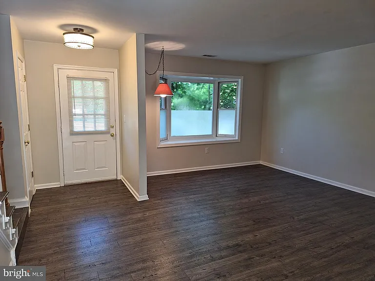 21 Stonewall Ct — Photo 8
