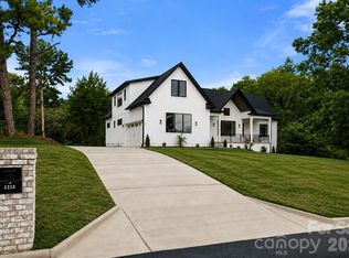 1213 Rosa Dr, Monroe, NC 28112