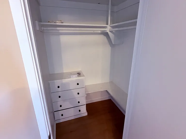 531 Benson Way — Photo 5