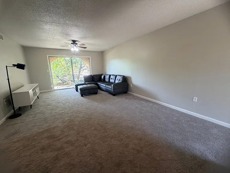 5516 Lakeshore Dr #504 — Photo 10