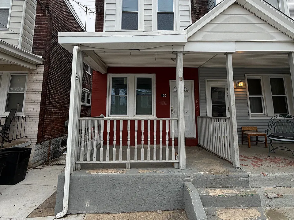 130 Harvey Ave #1