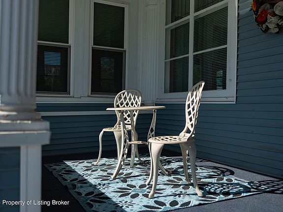5th image of 315 C St S