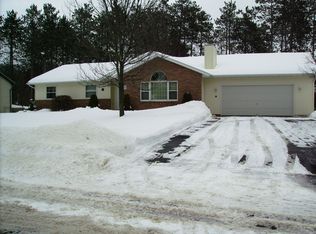 9207 Pineview St, Rothschild, WI 54474