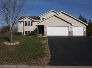 1173 111th Ave NE, Blaine, MN 55434