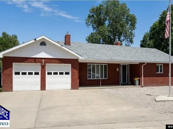 340 Shoshone St, Lander, WY 82520