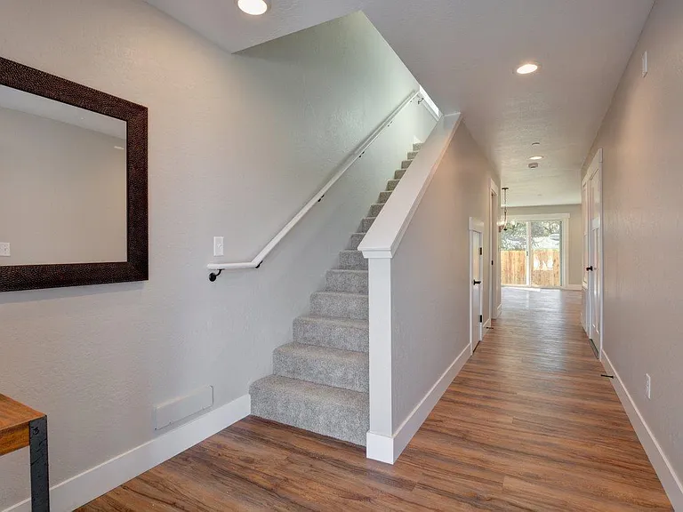7433 Denman Ct — Photo 2