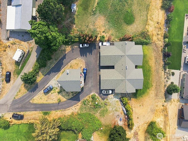 2nd image of 57 Katalpa Lane