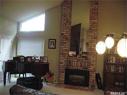 4th image of 8421 Bonita Downs Dr