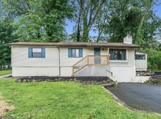 7 Springbrook Trl, Sparta, NJ 07871