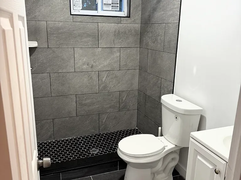 2701 Moore St #1 — Photo 13
