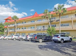 2402 Ecuadorian Way APT 24, Clearwater, FL 33763