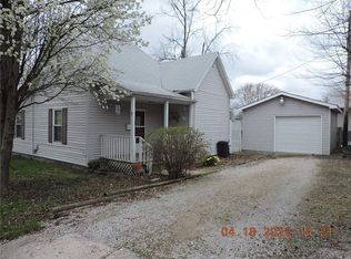 105 W Mulberry St, Georgetown, IL 61846