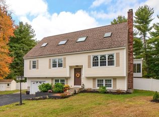 61 Debra Dr, Tewksbury, MA 01876
