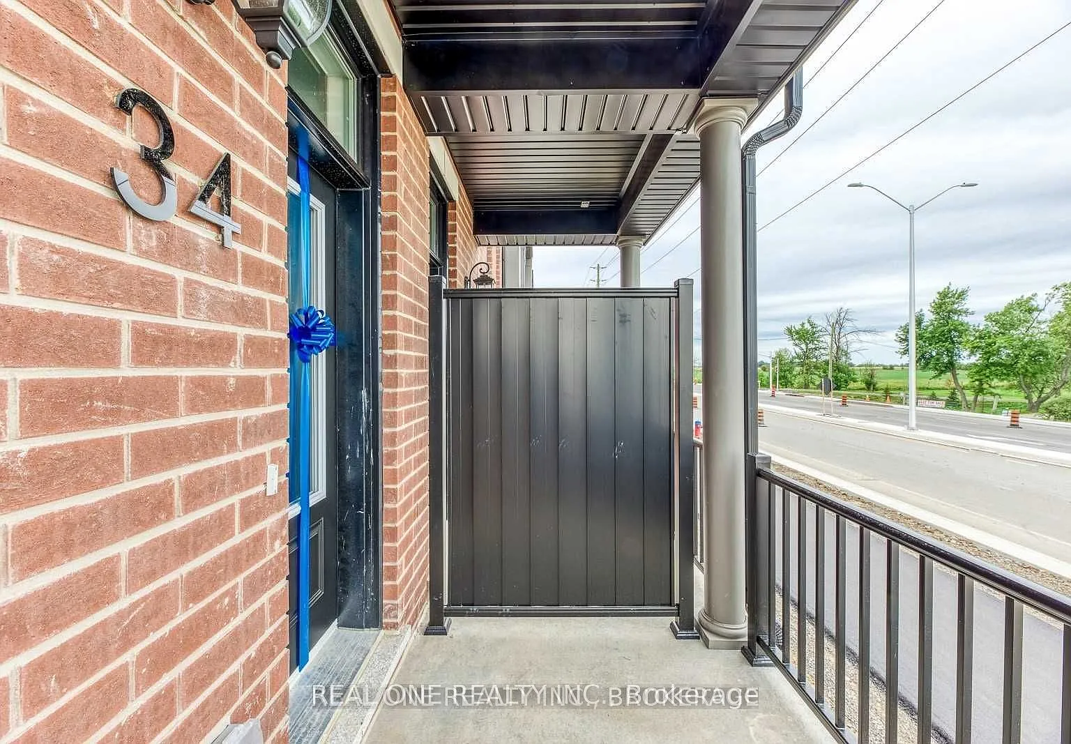 4 bed, $3,300 — Photo 3