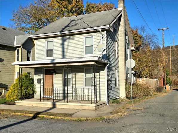 445 White St, Weissport, PA 18235
