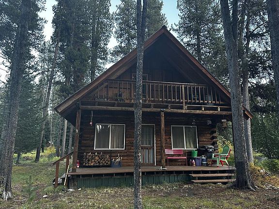 2nd image of 489 Secesh River Rd