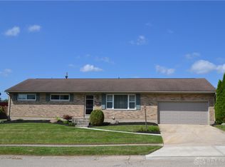 4131 Helena Dr, Springfield, OH 45503