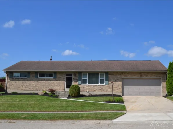 4131 Helena Dr, Springfield, OH 45503