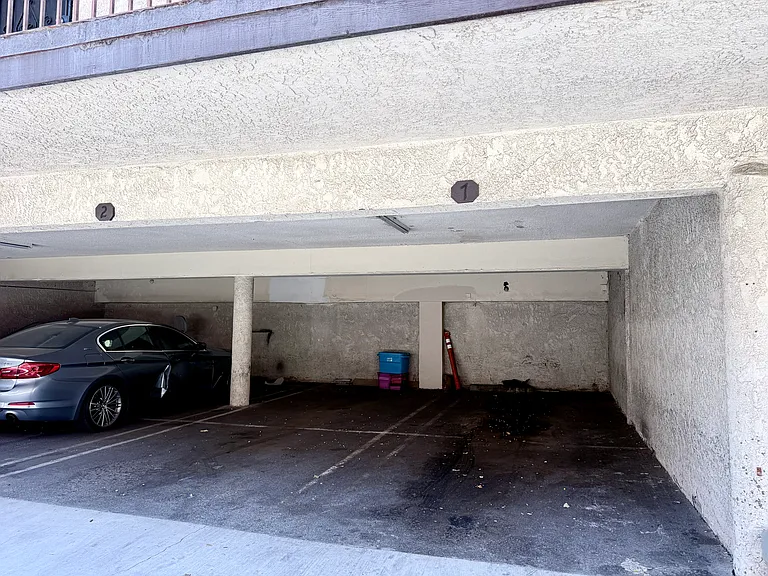 11959 Runnymede St #7 — Photo 18