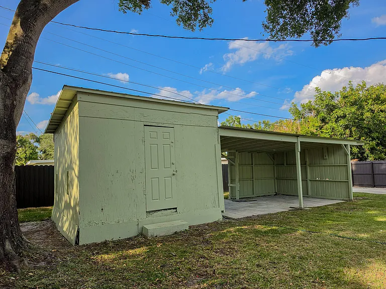 352 Johnston St — Photo 24