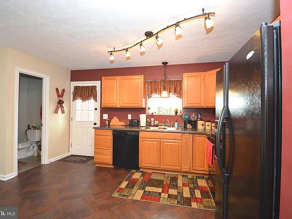 5th image of 222 Carroll Dr