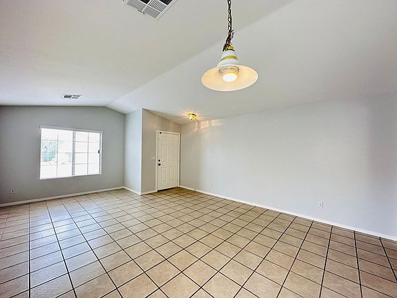 4th image of 7745 Boswell Ct