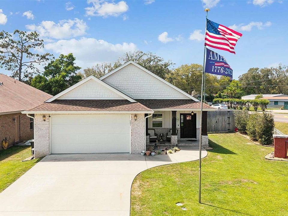 1st image of 605 Wild Heron Way