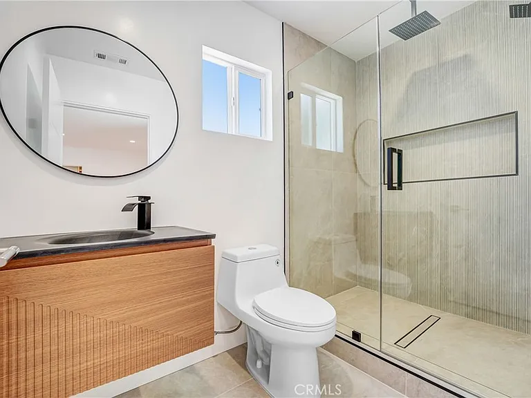 6722 Katherine Ave — Photo 20