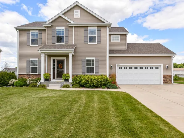 N7941 Forest DRIVE, Ixonia, WI 53036