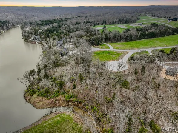 2734 Tyrol Overlook Dr, Wright City, MO 63390