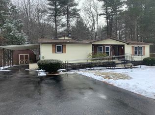 35 Champagne Rd, Gardner, MA 01440