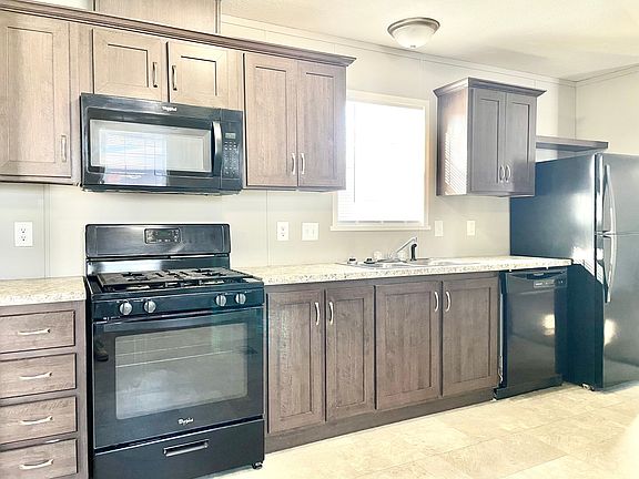 2nd image of 6515 Atlanta Dr